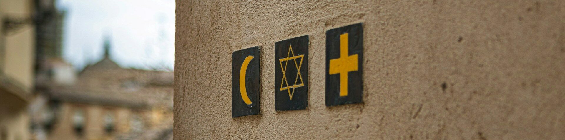 Guitar Jams – Décryptages clairs sur les religions et la société